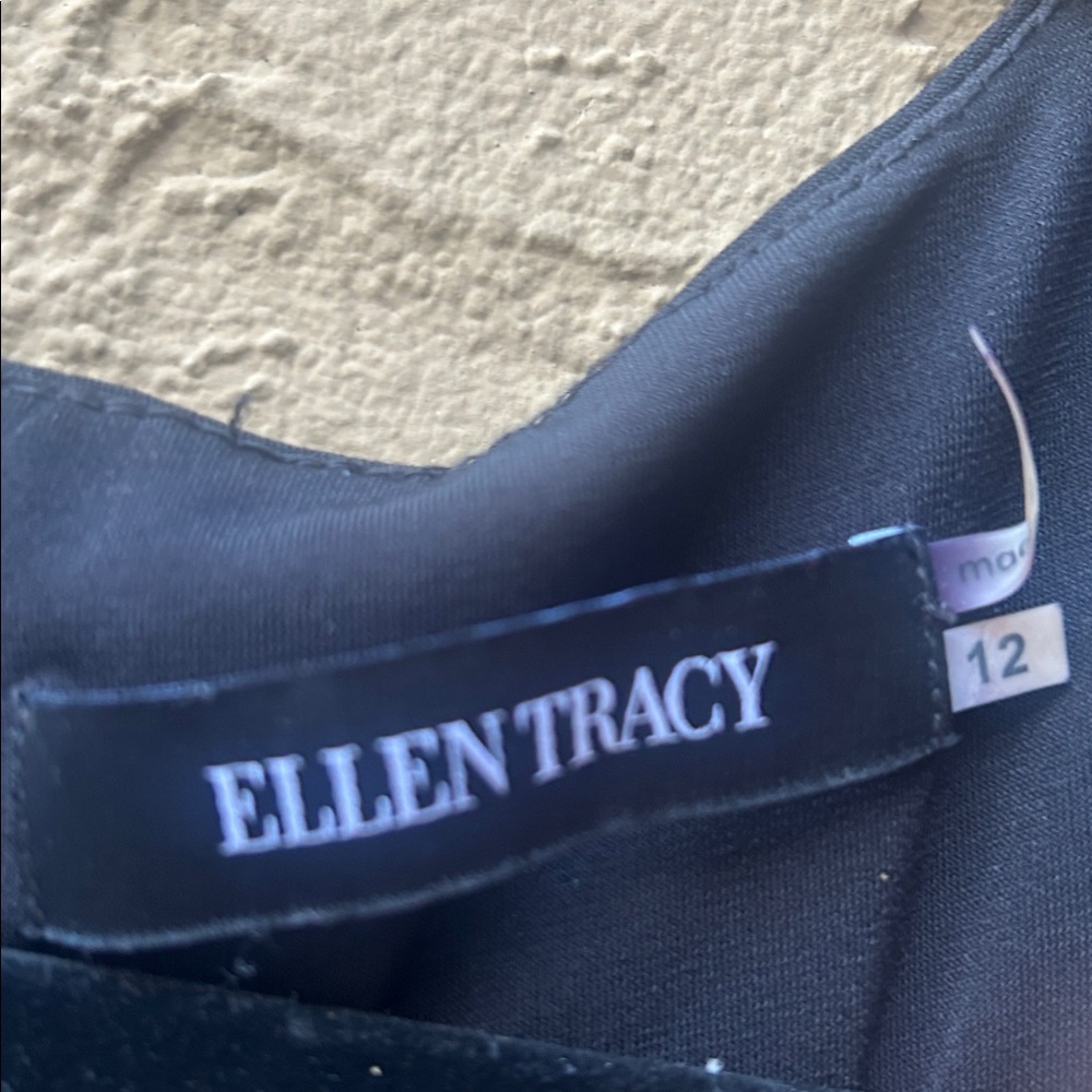 🎉HOST PICK🎉 Ellen Tracy Two-Tone Draped Sheath Dress - Picture 6 of 7